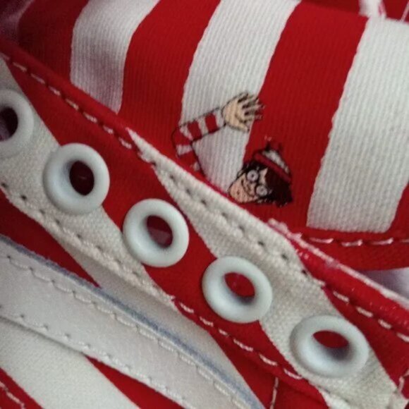 New Vans Old Skool Where's Waldo Red White Stripe Low Top Skate Sneaker Size 12K - Picture 7 of 13